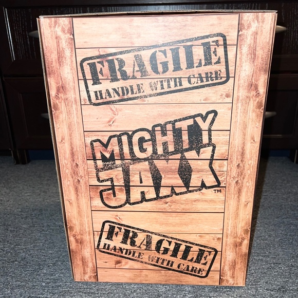 CHINATOWN MARKET x MIGHTY JAXX Smiley Mona Lisa Vinyl Collectible Art Toy NIB - Picture 9 of 15